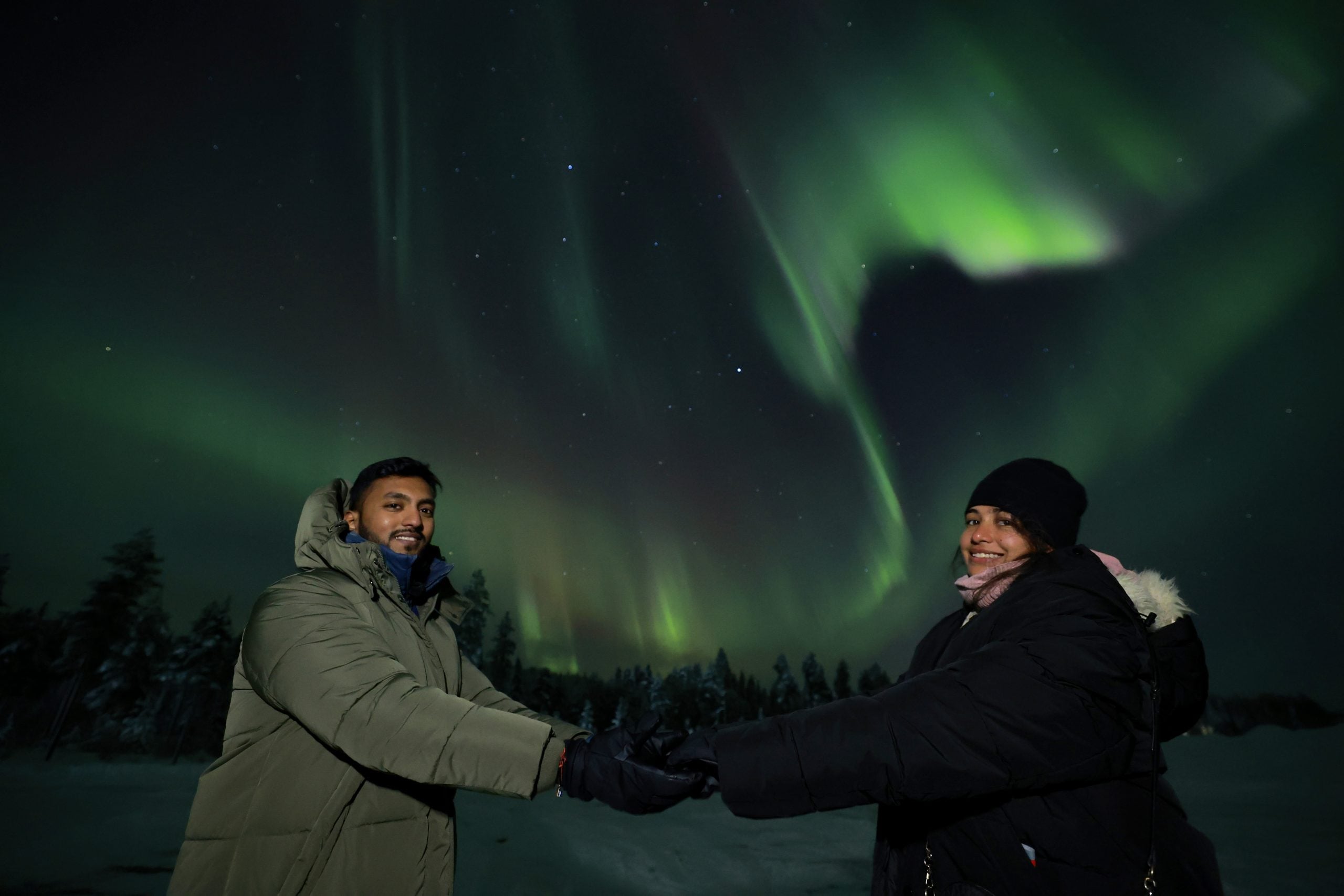Guaranteed Northern Lights Tour Pro in Rovaniemi With Professional Photos